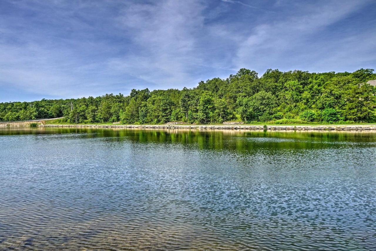 Branson West Cabin With Pool Access And Golfing Luaran gambar