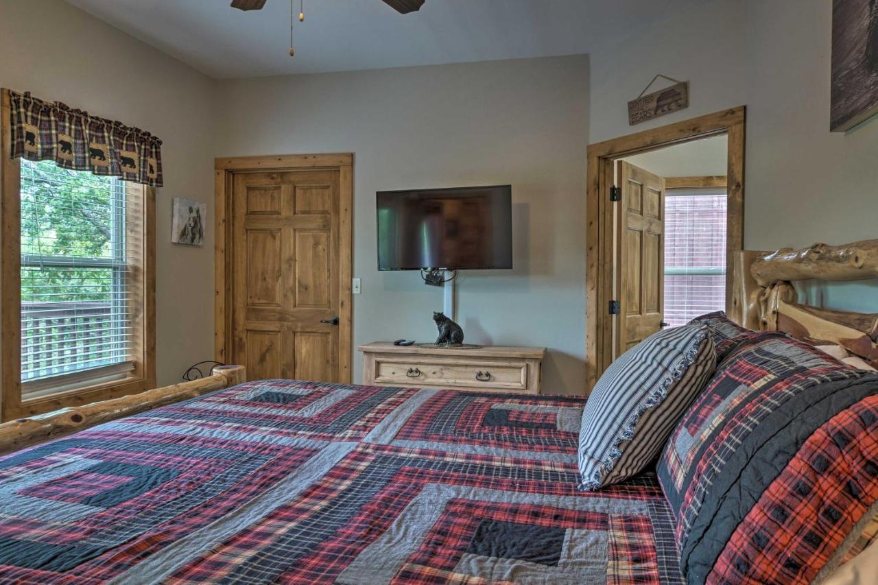 Branson West Cabin With Pool Access And Golfing Luaran gambar