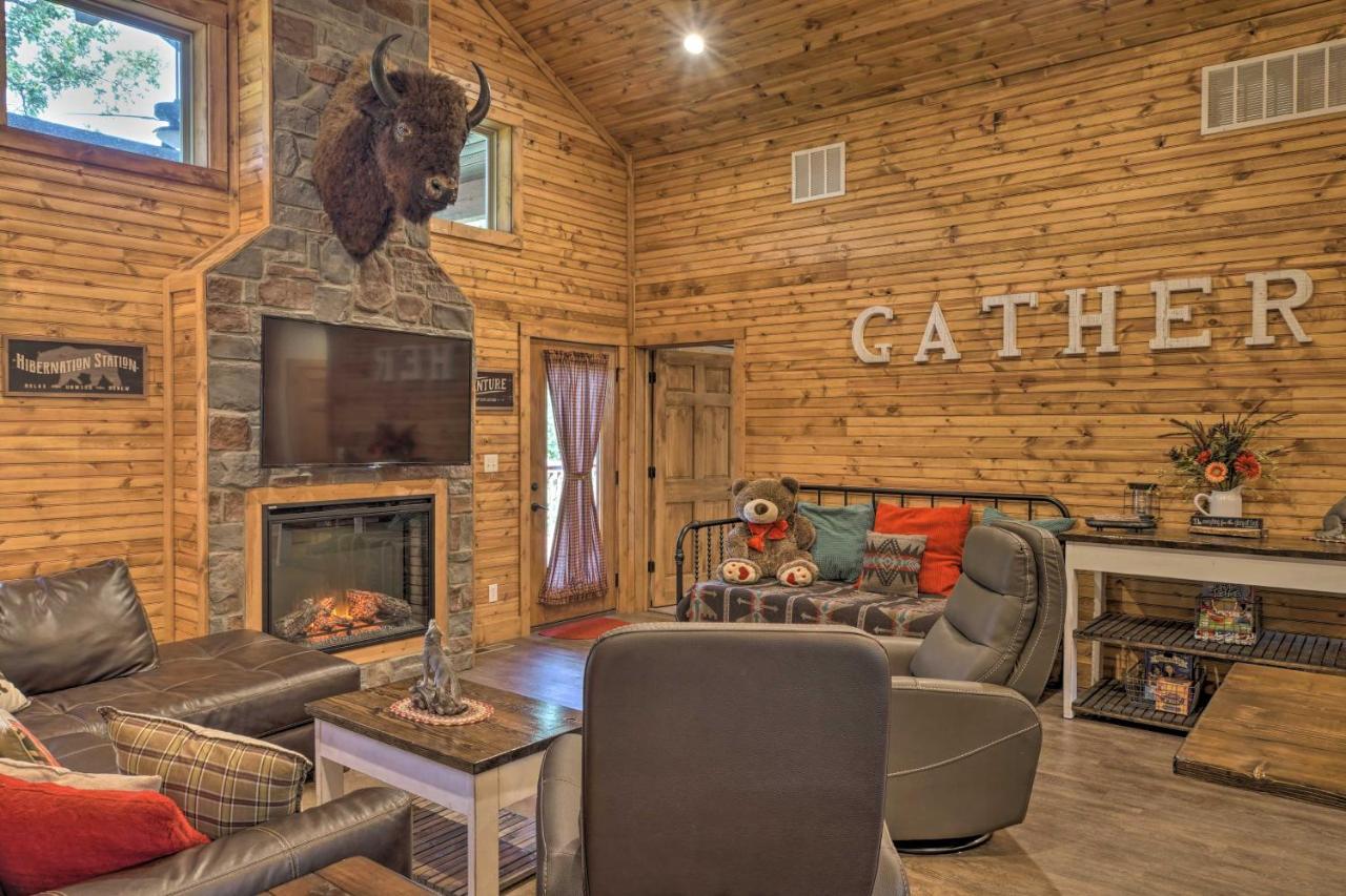 Branson West Cabin With Pool Access And Golfing Luaran gambar